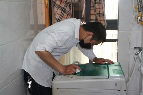 重慶邦樂(lè)家電清洗服務(wù)公司清洗師 手把手 教你清洗洗衣機(jī)